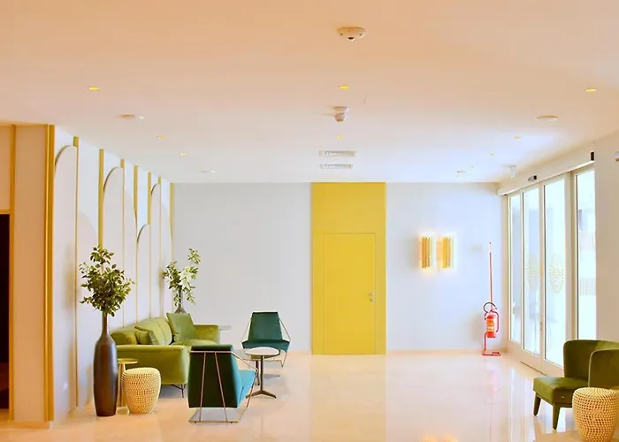 Beautiful Lighted By The Sun - Beahost