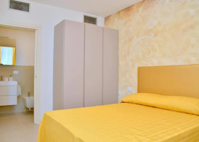 Beautiful Lighted By The Sun - Beahost