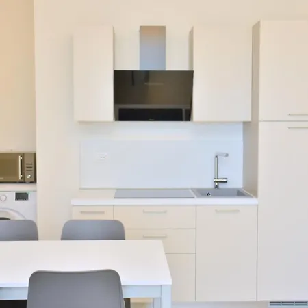 アパート Beautiful Lighted By The Sun - Beahost ビビオーネ