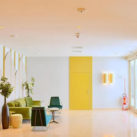 Beautiful Apartment Lighted By The Sun In Bibione