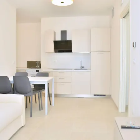 Beautiful Apartment Lighted By The Sun In Bibione Bibione