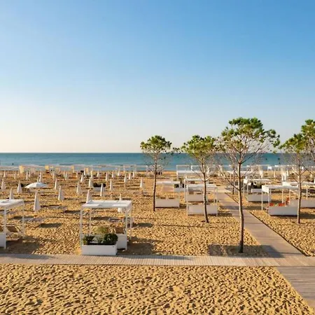 Beautiful Apartment Lighted By The Sun In Bibione Apartment